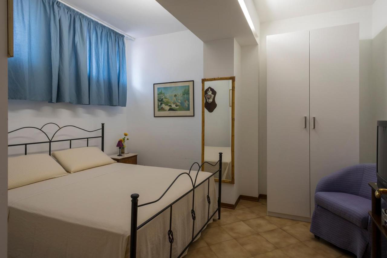 Family Friendly House Apartment Лече Екстериор снимка